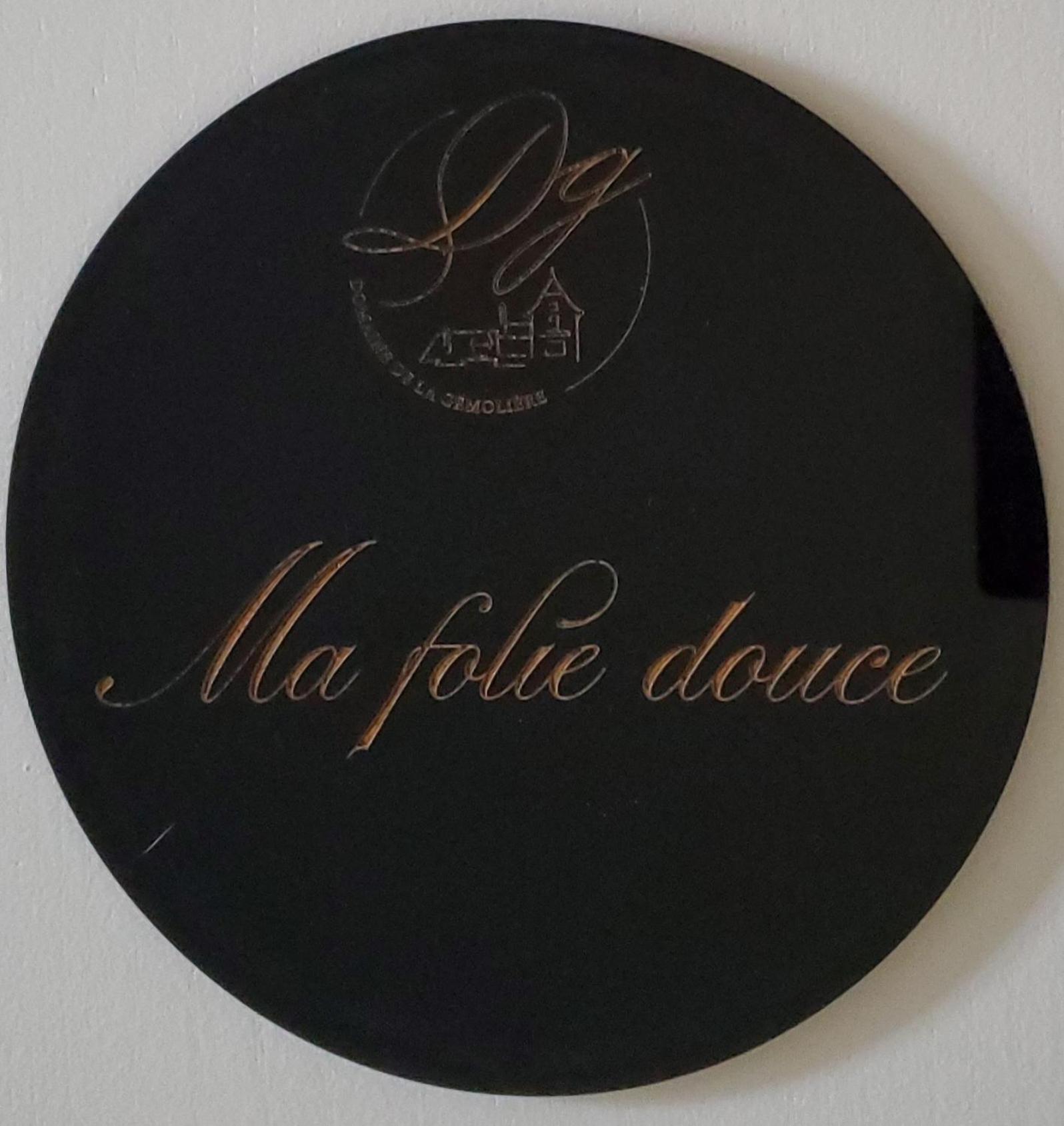 Domaine De La Gemoliere Acomodação com café da manhã Gémozac Exterior foto